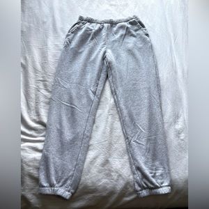 Aerie Gray Sweatpants Size Medium